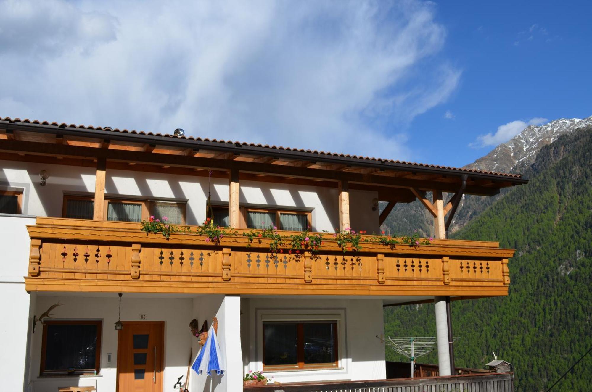 Alpenblick Lodge Tscholl 马尔泰洛 外观 照片